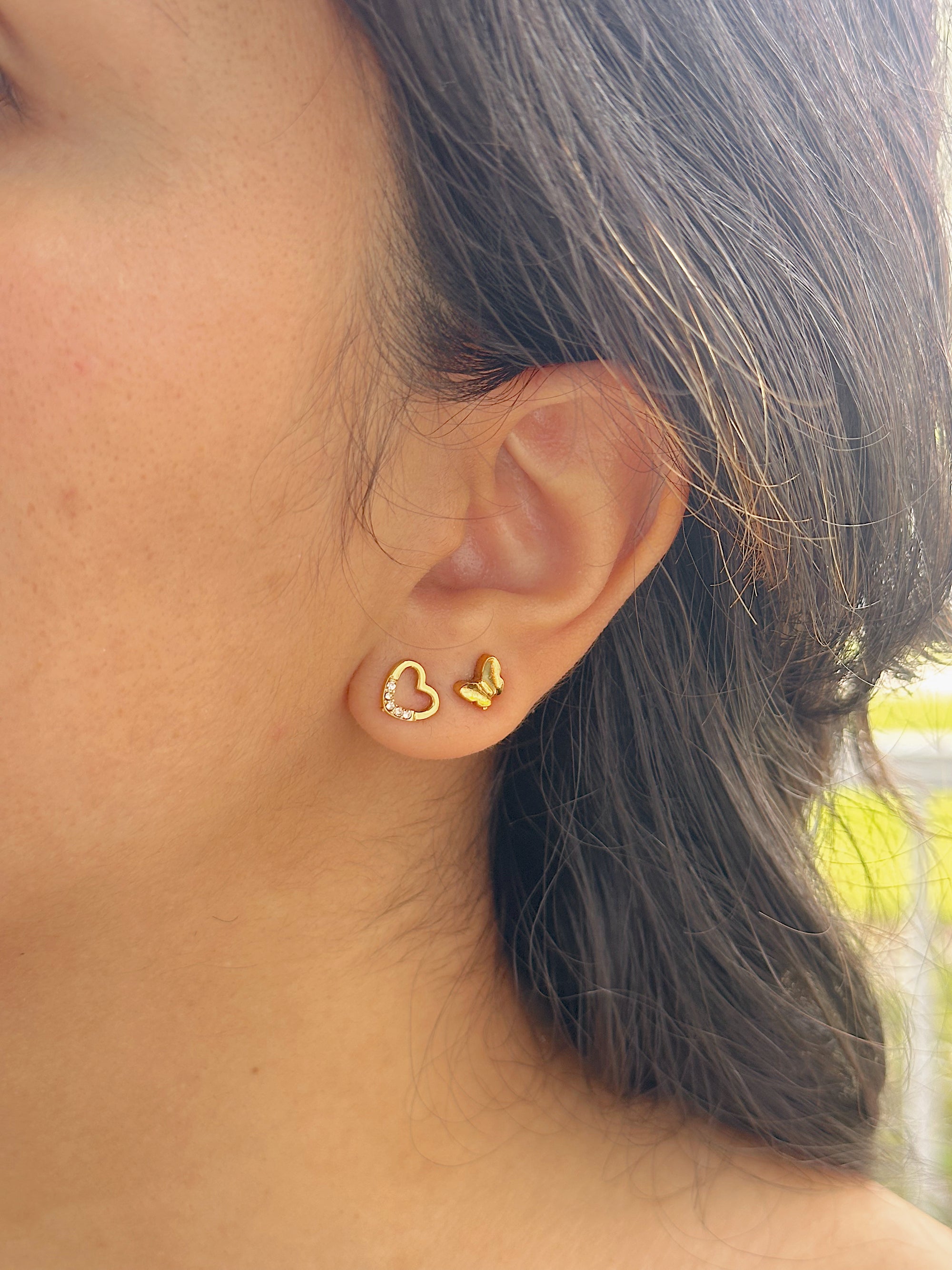 Min Heart Stud