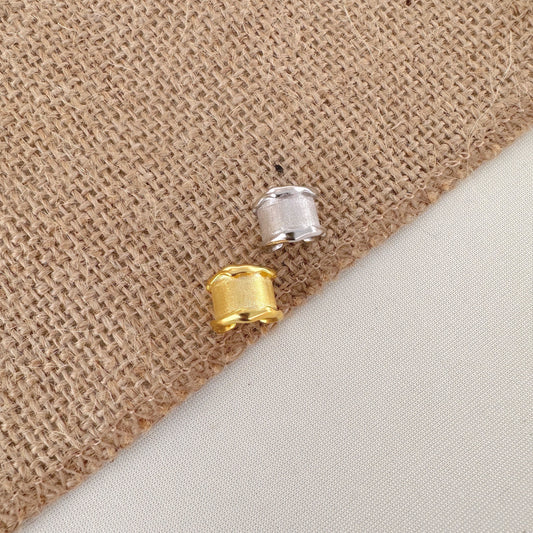 Cocktail Earcuff