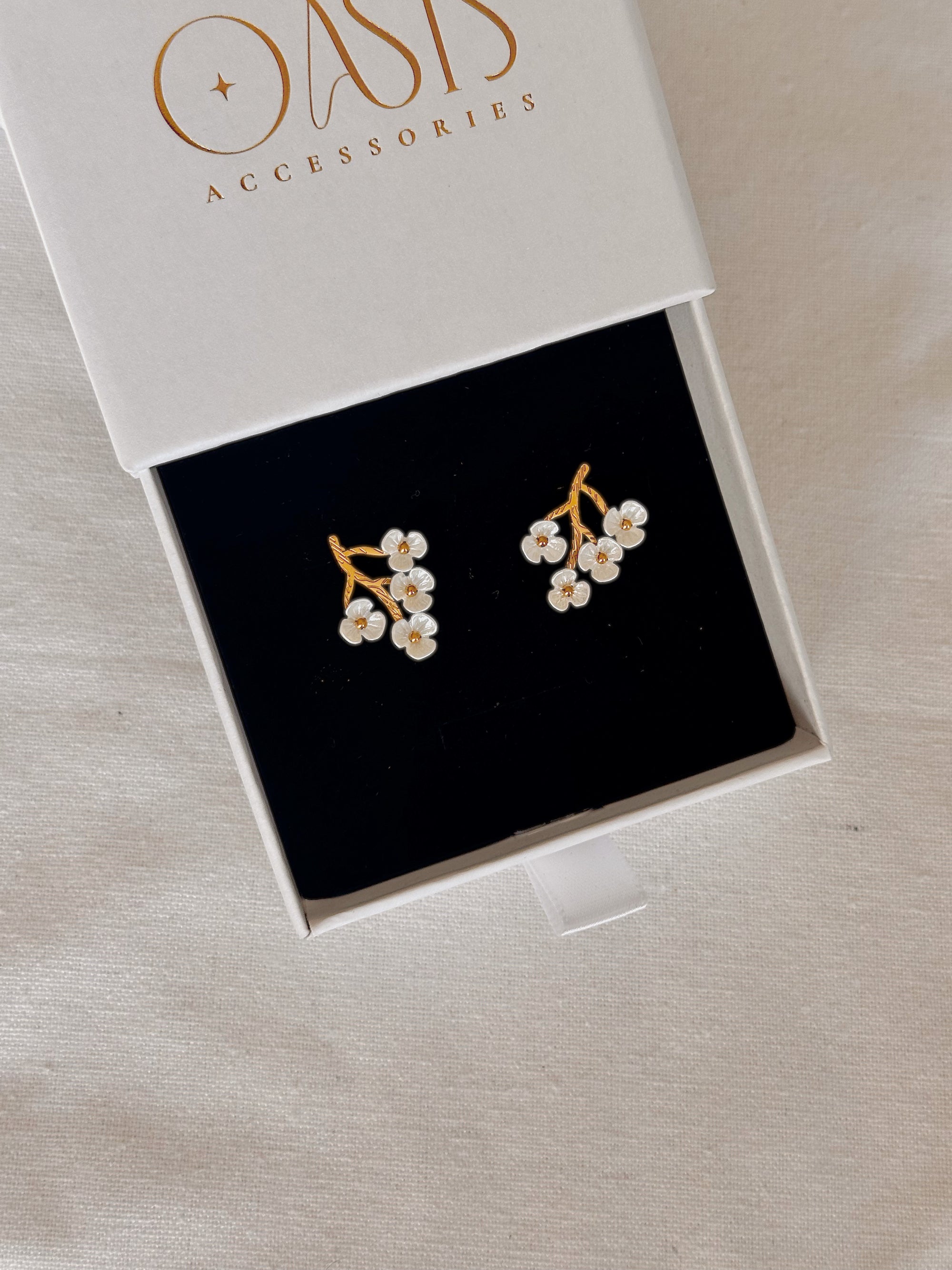 Prim Flora Earrings