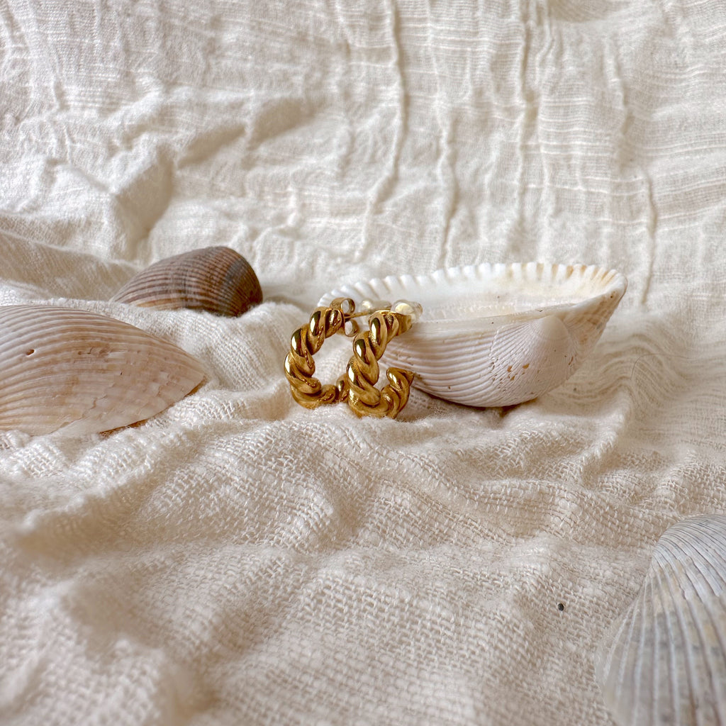 Pier Hoops