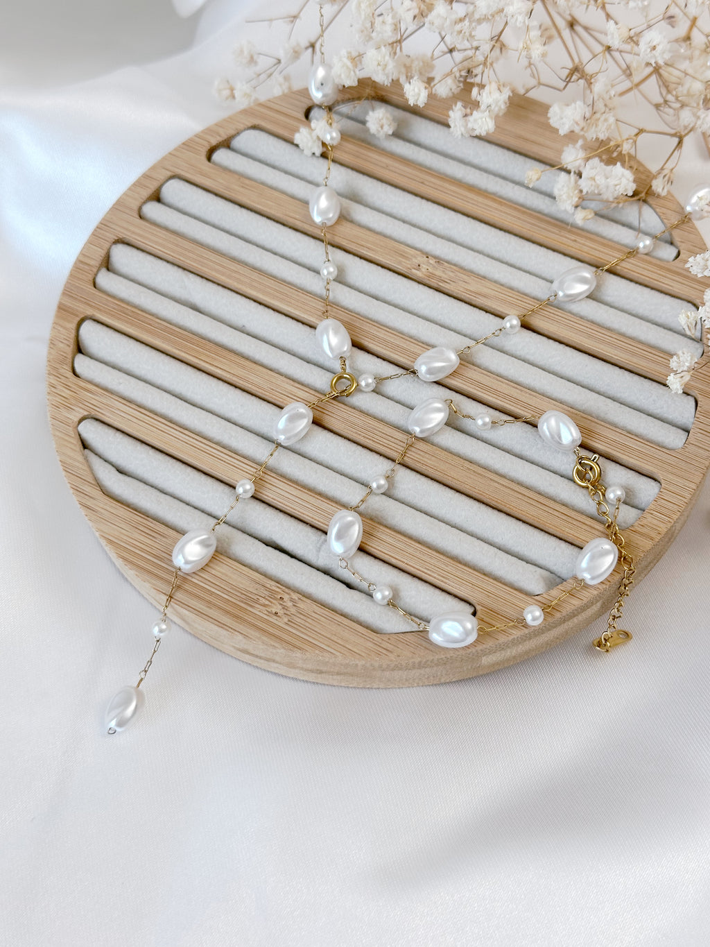 Naela Necklace