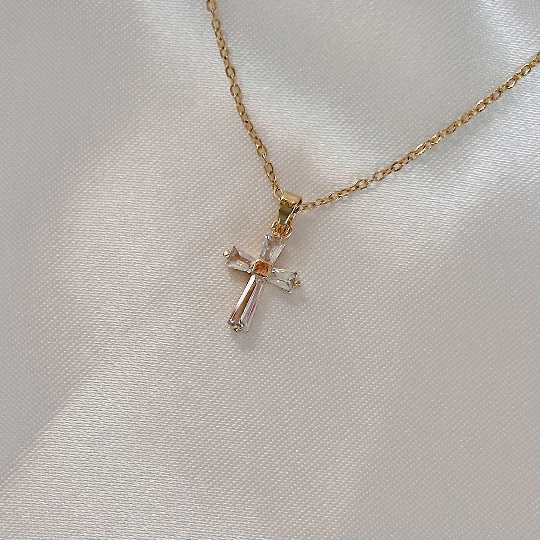 Pure Necklace