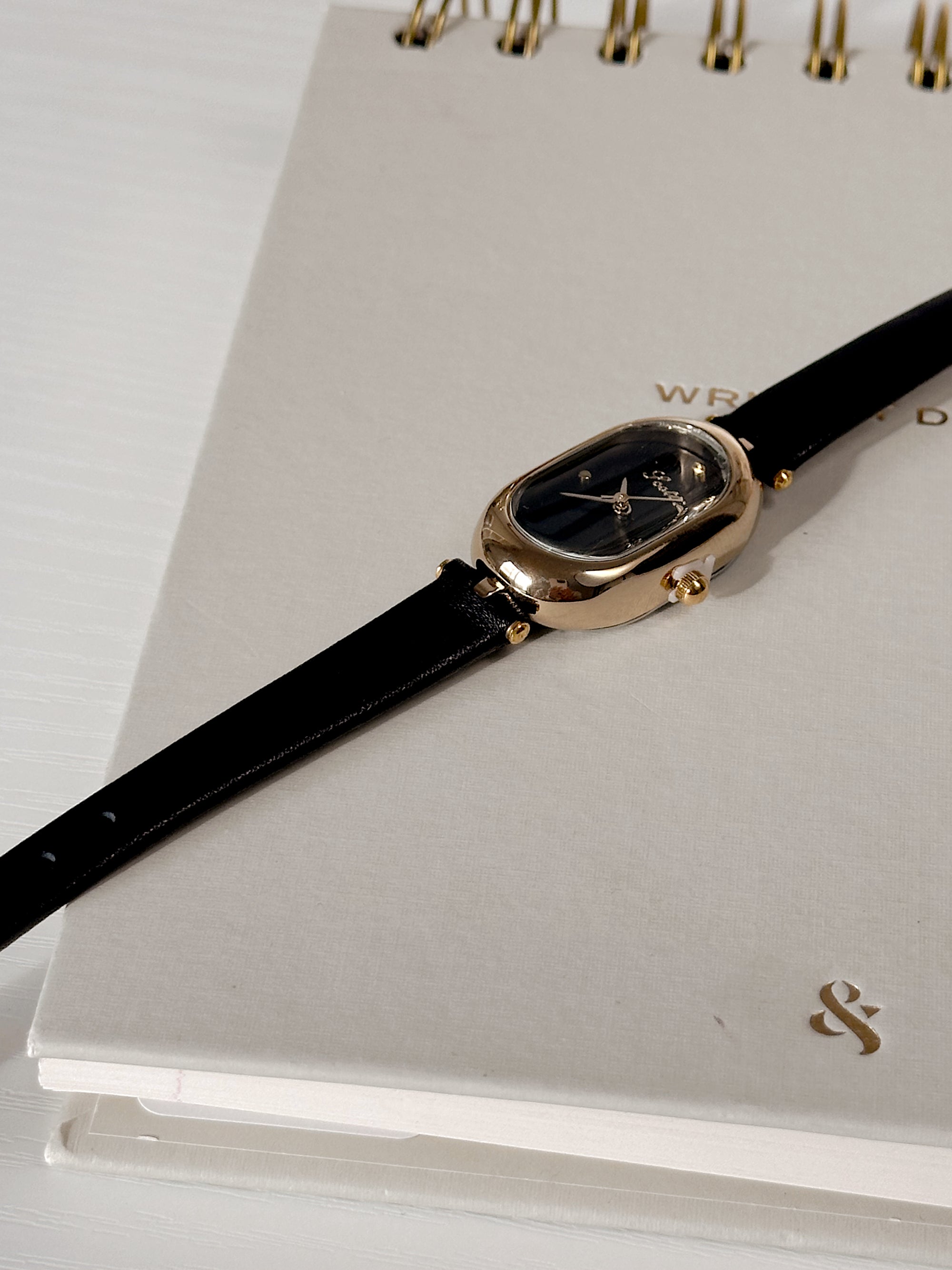 Valery Watch - Black