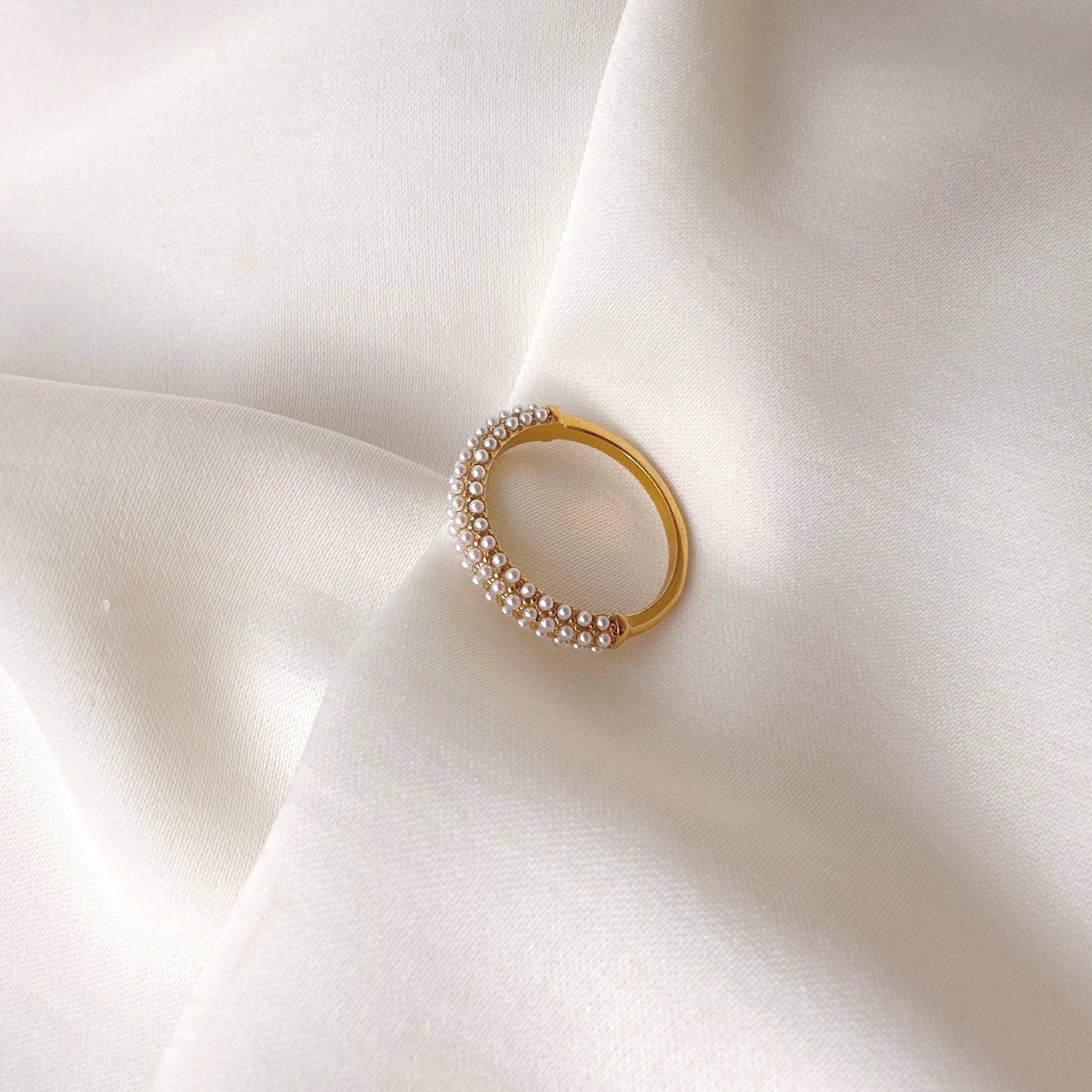 Deli Pearl Ring