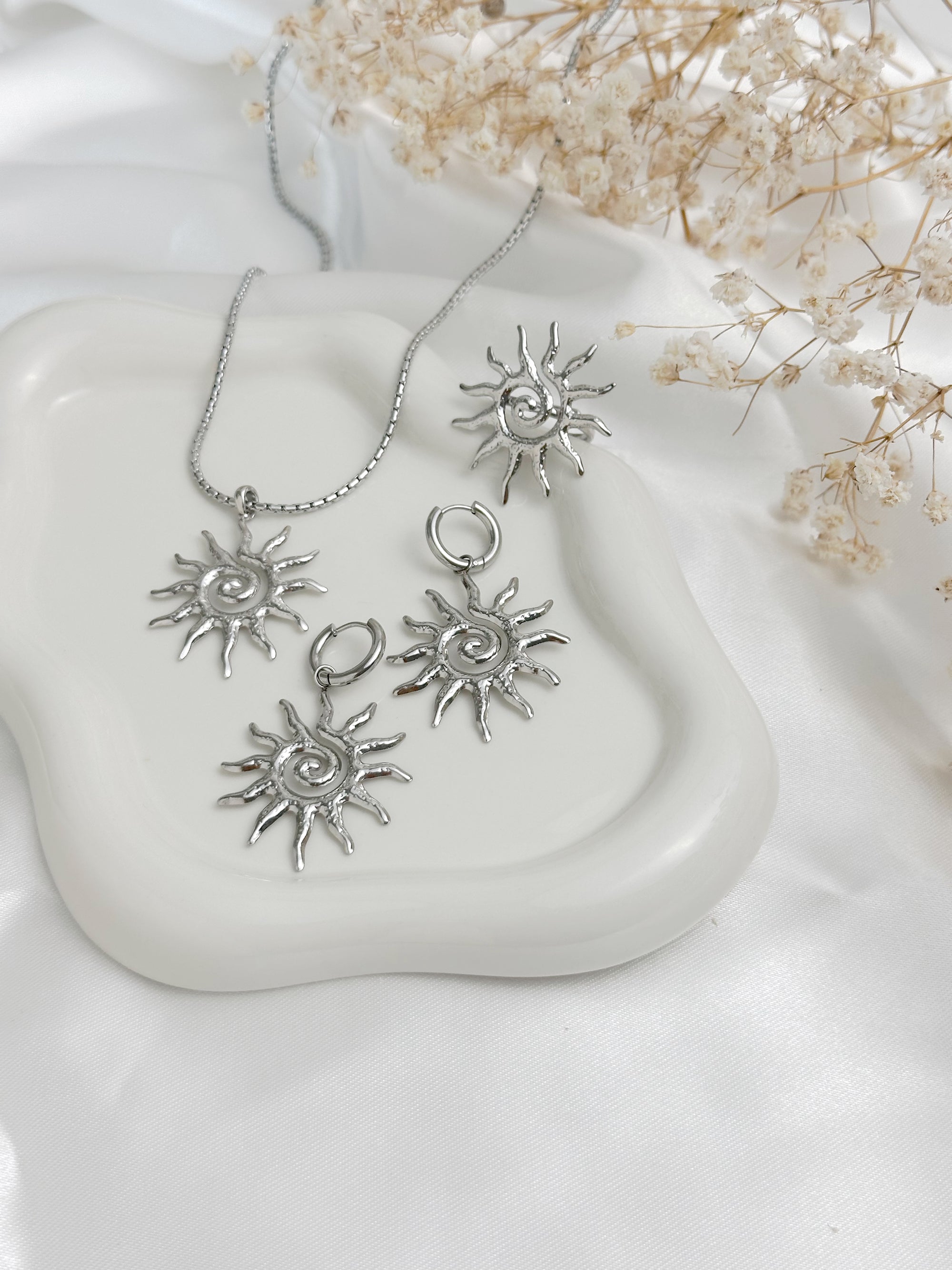 Solari Earrings