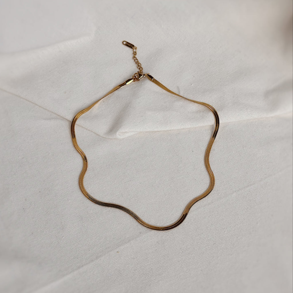 Thin Snake Necklace