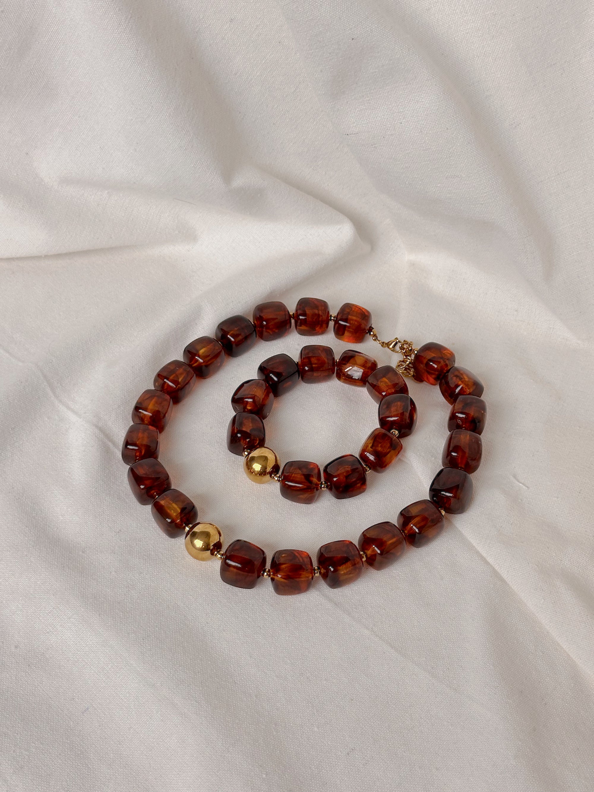 Taila Necklace