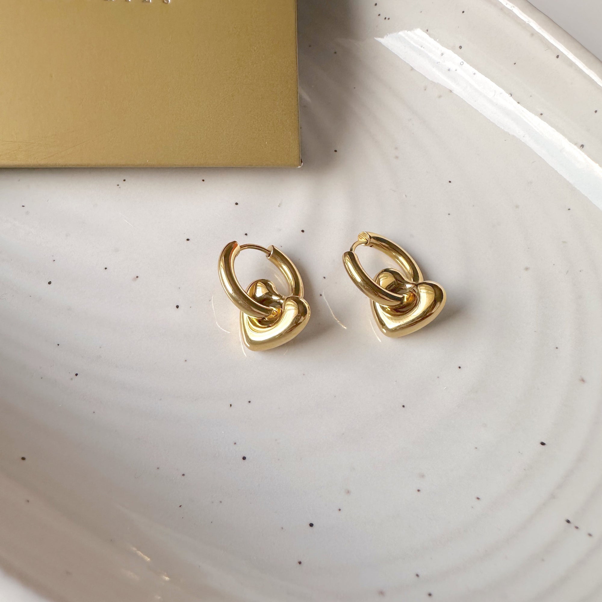 Mina Heart Hoops
