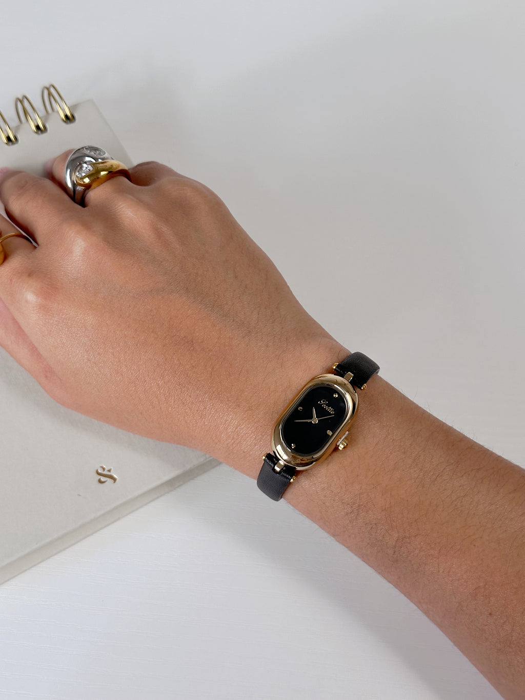 Valery Watch - Black