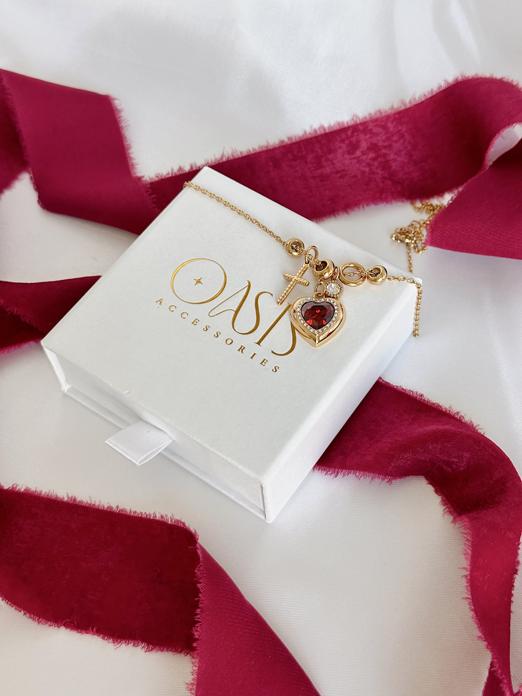 Queen Necklace