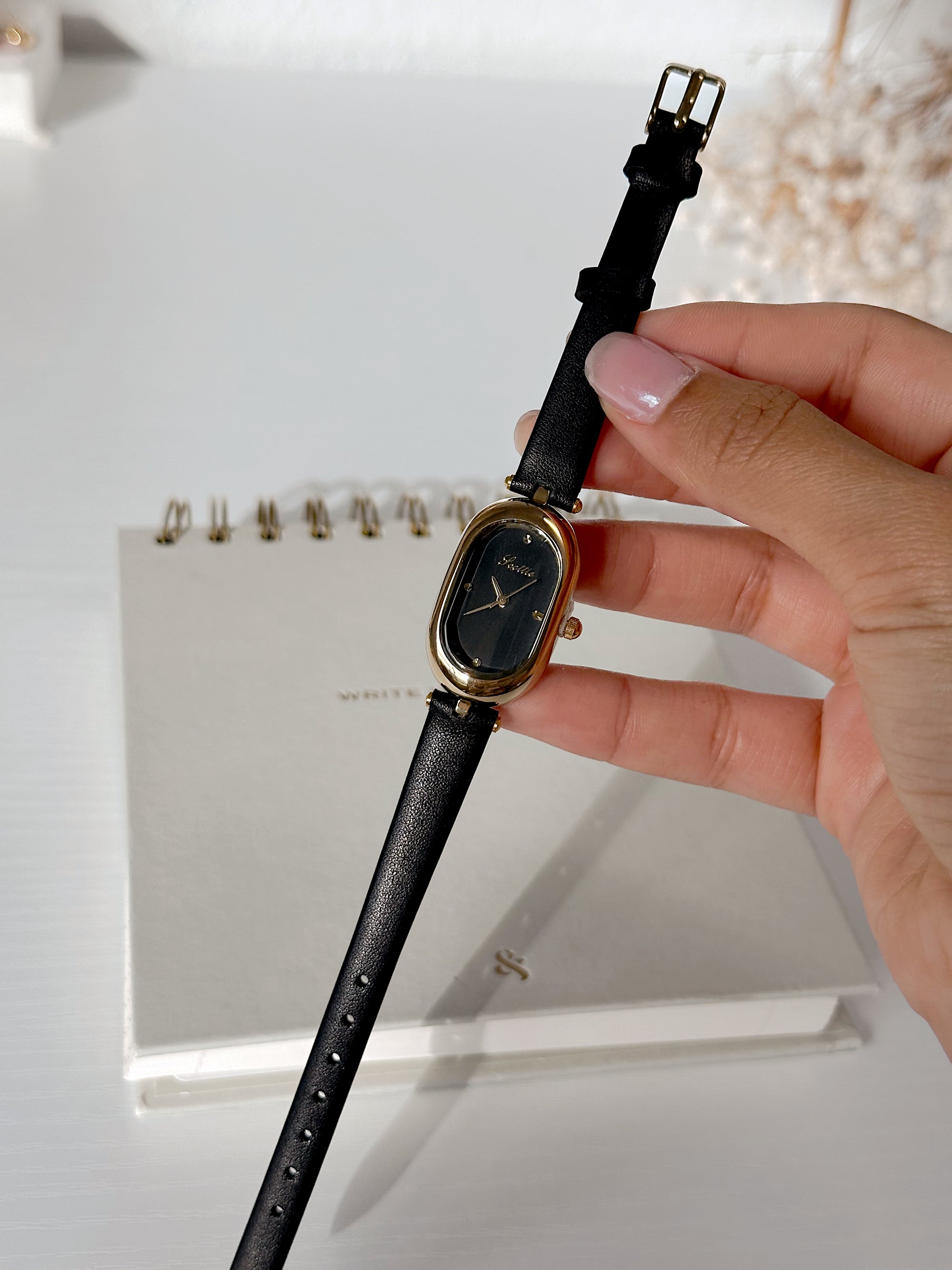 Valery Watch - Black