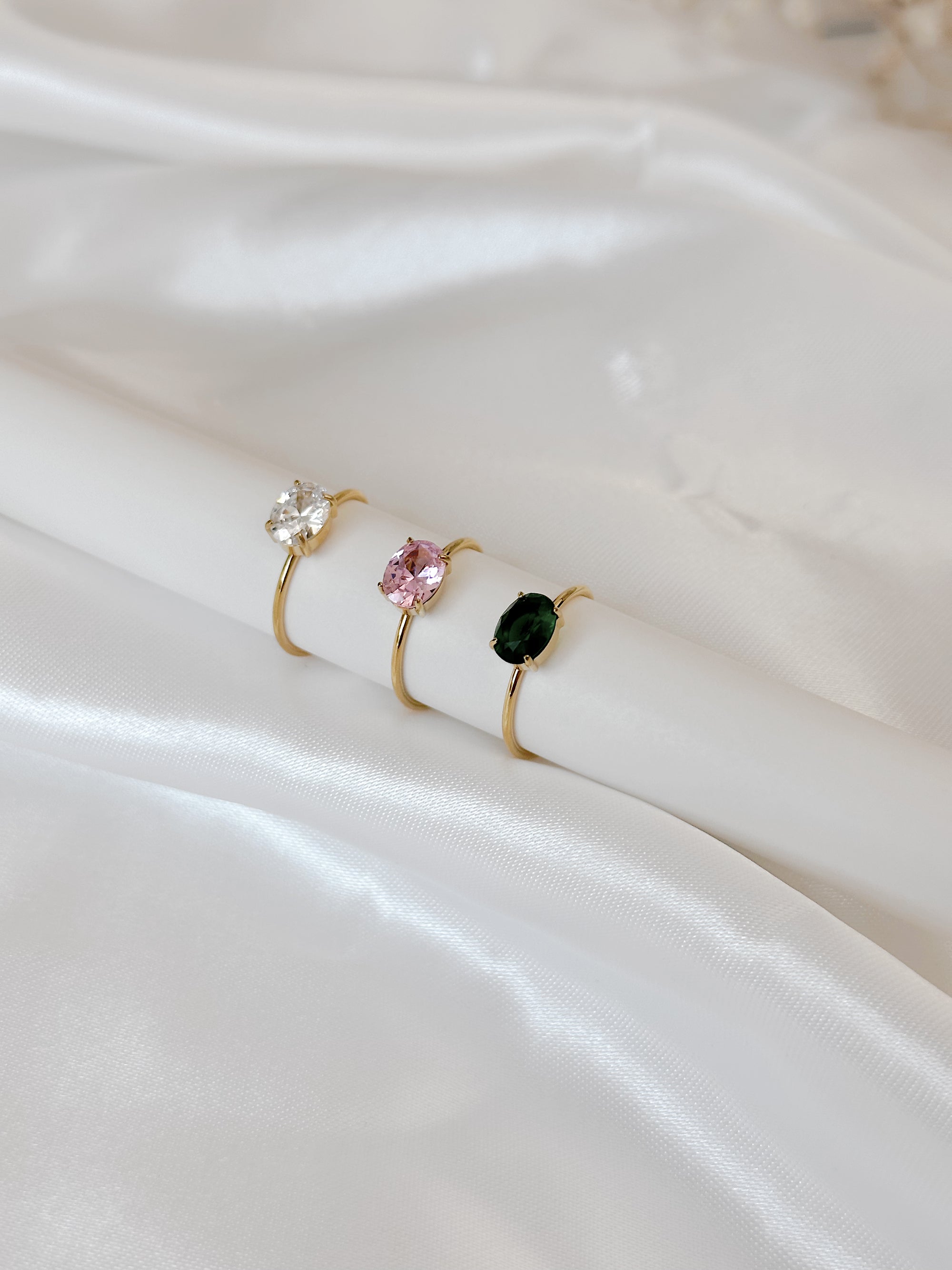 Adela Ring