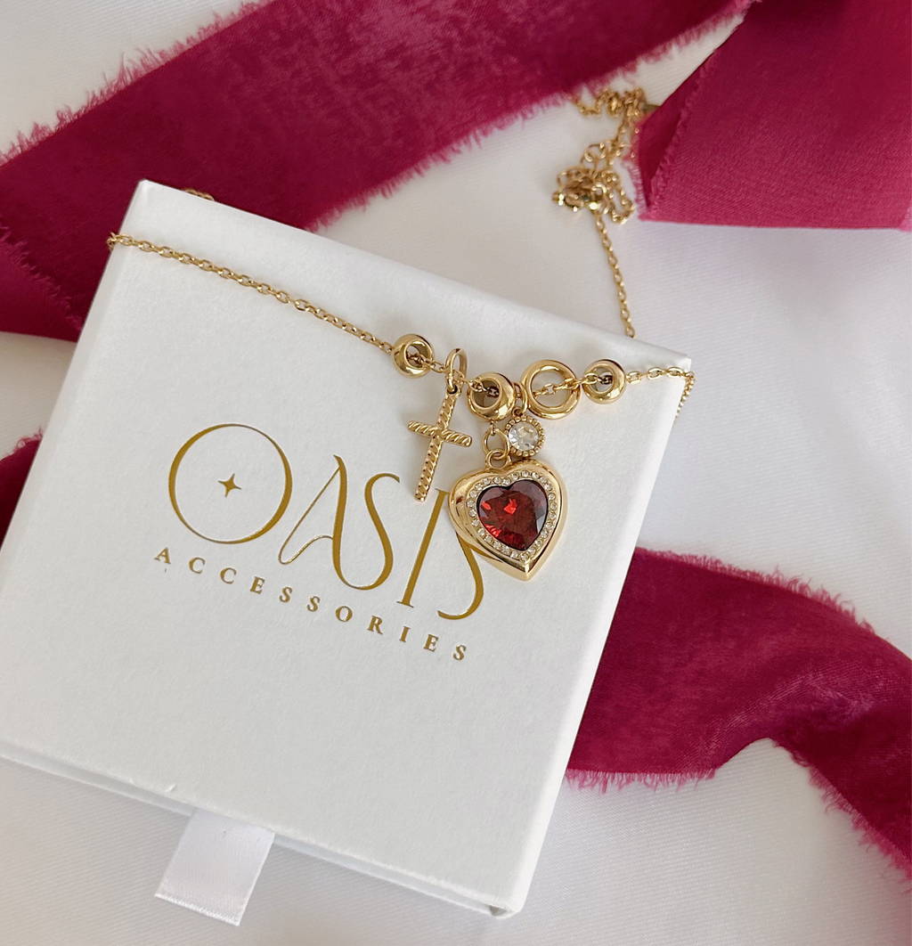 Queen Necklace