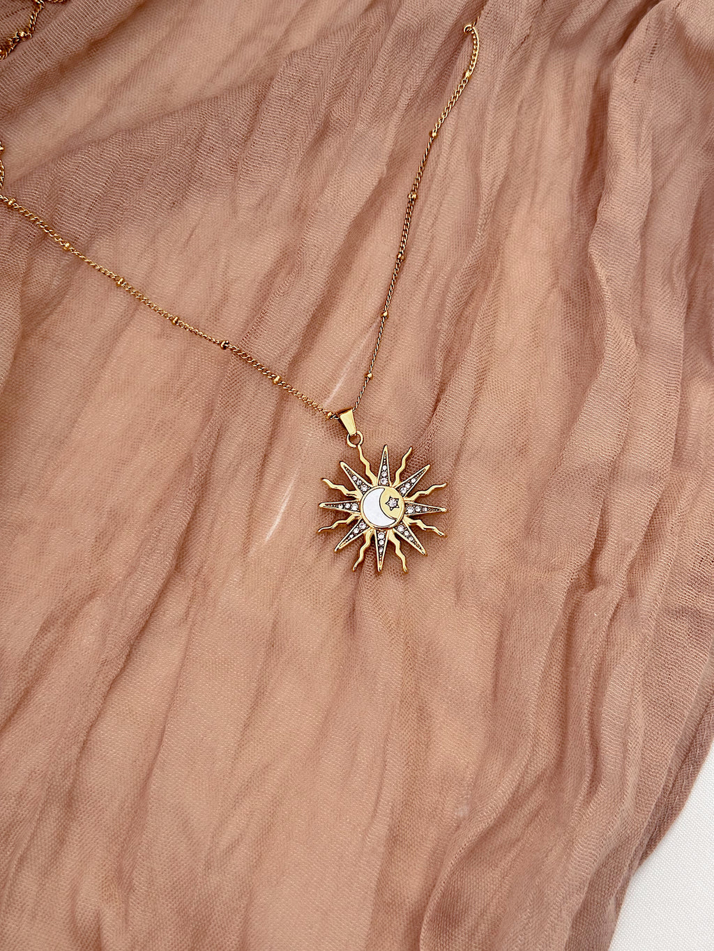 Glimmer Necklace