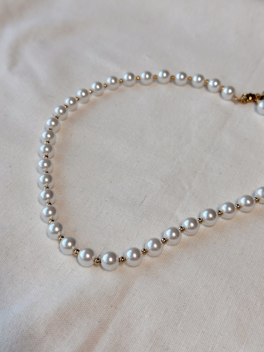 Classic Pearls Necklace