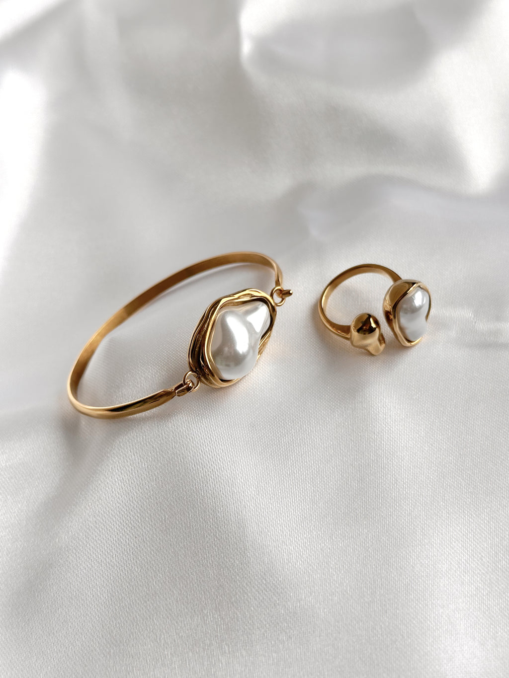 Evangeline Ring