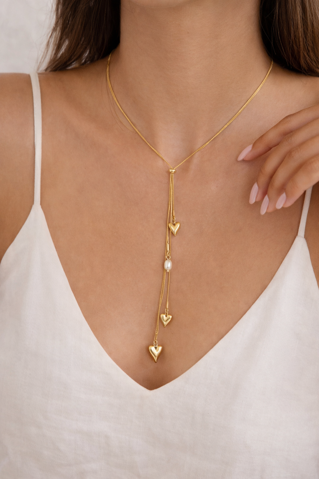 Amor Necklace